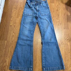 Women's High-Rise Blue Flare Jeans with Front Patch Pockets